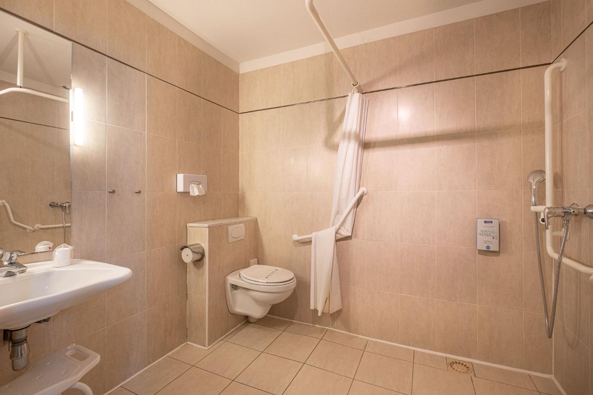 The Originals City, Hotel L'Hippocampe, Sete Balaruc-Le-Vieux Exterior photo